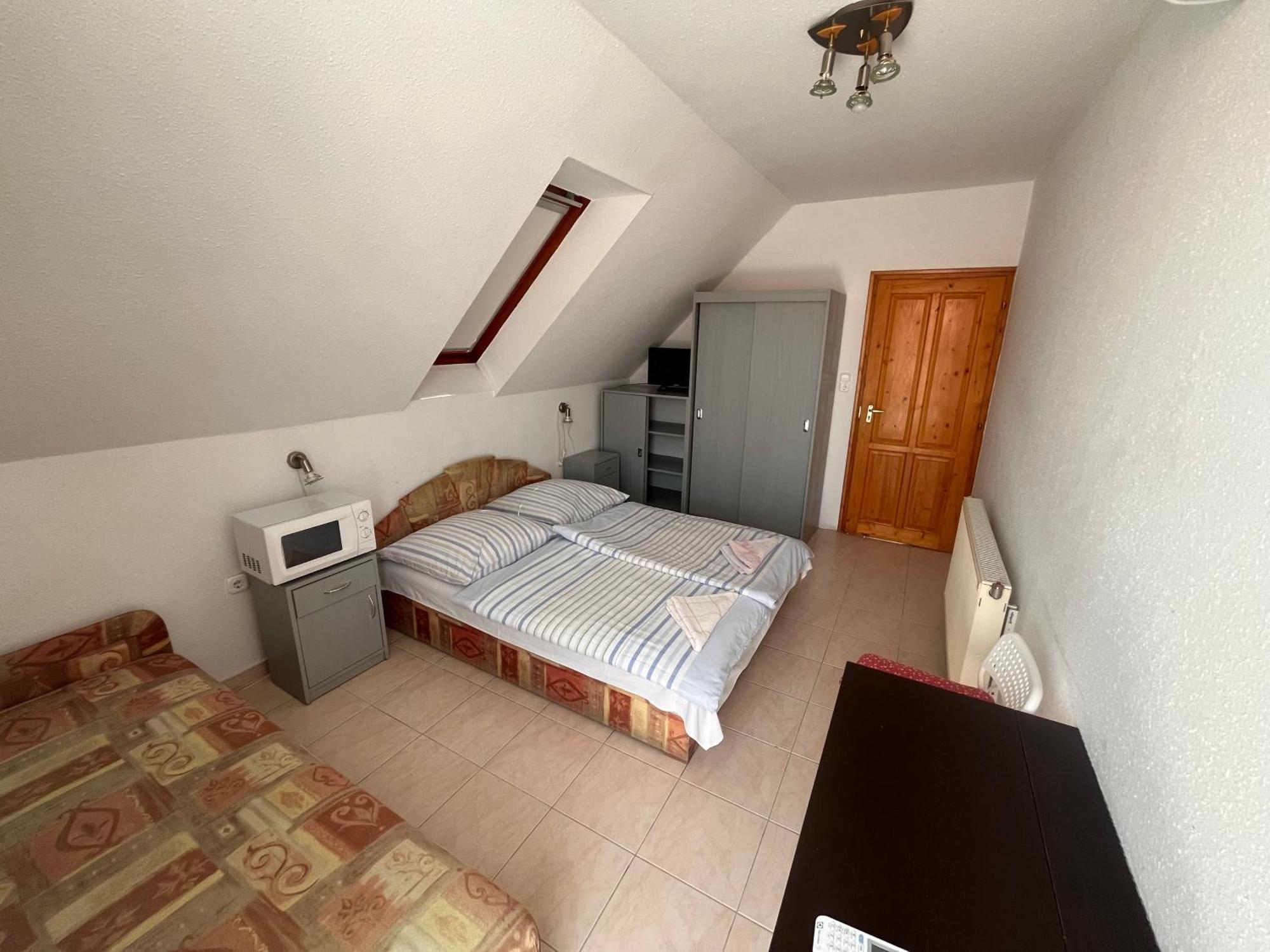 Klassz Apartmanhaz Apartment