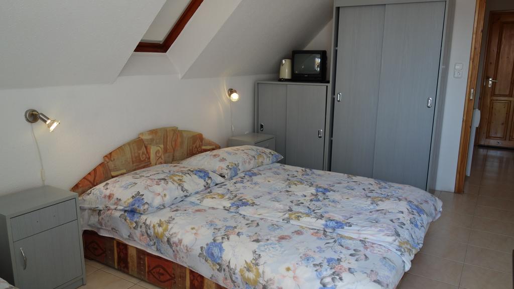 Klassz Apartmanhaz Appartement *